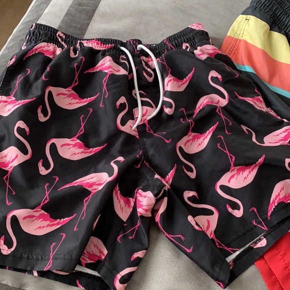 Bundle of 3 old navy swim trunks - Picture 4 of 8